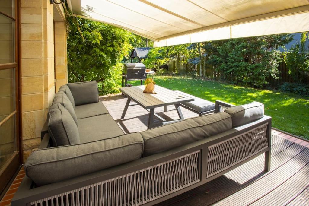 7 Bedroom Secluded Villa Close To Prague Říčany Εξωτερικό φωτογραφία